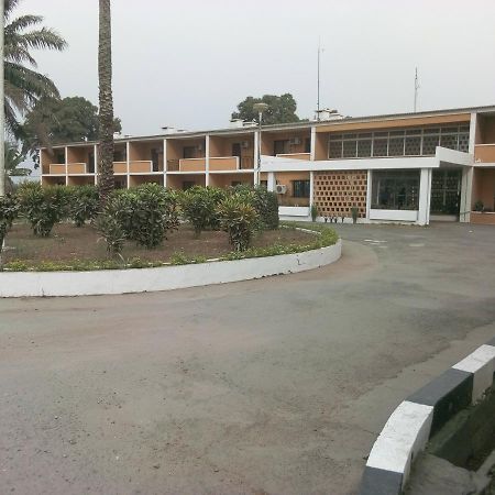 Lungi Airport Hotels Tulun Екстер'єр фото