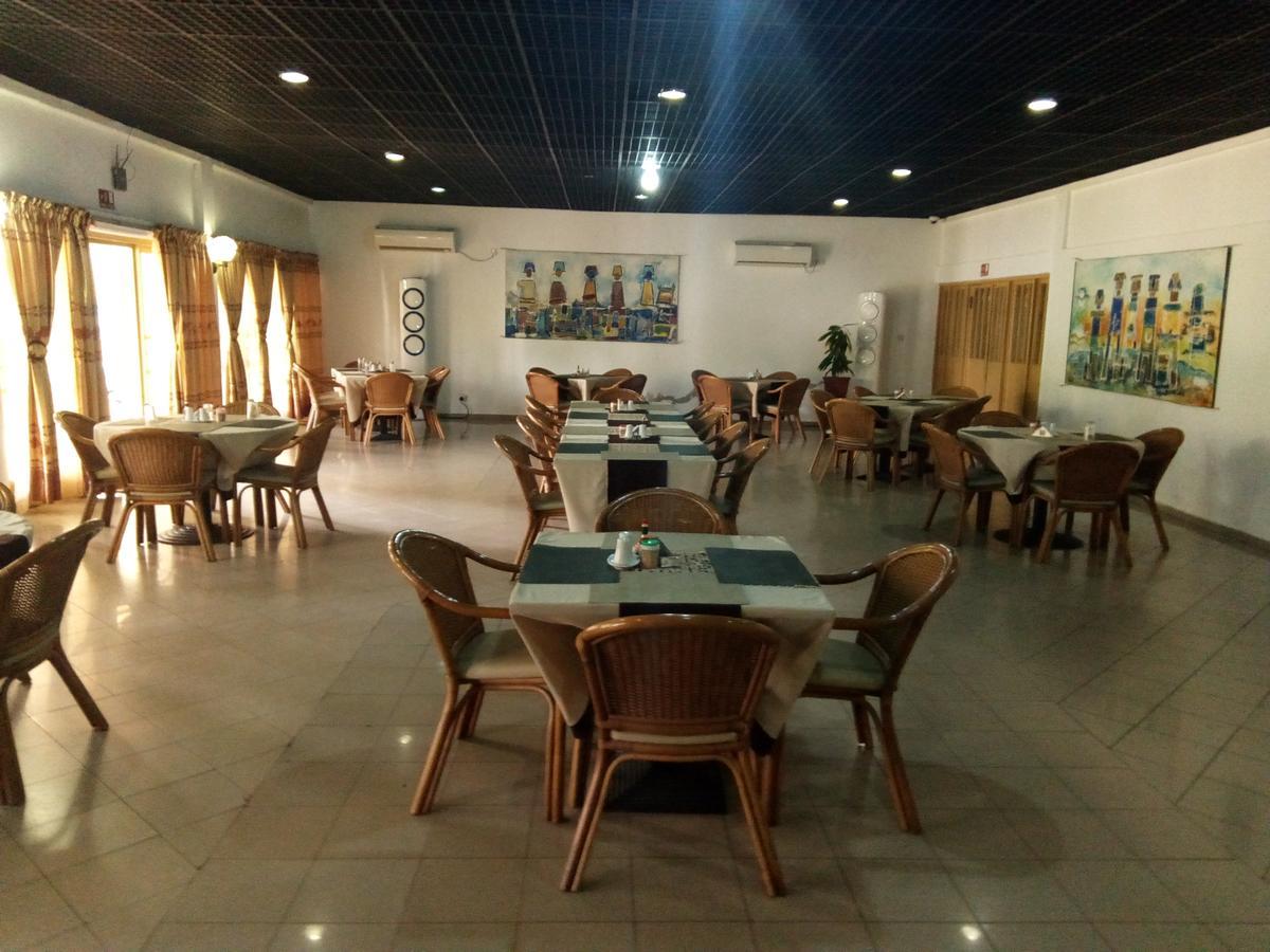Lungi Airport Hotels Tulun Екстер'єр фото