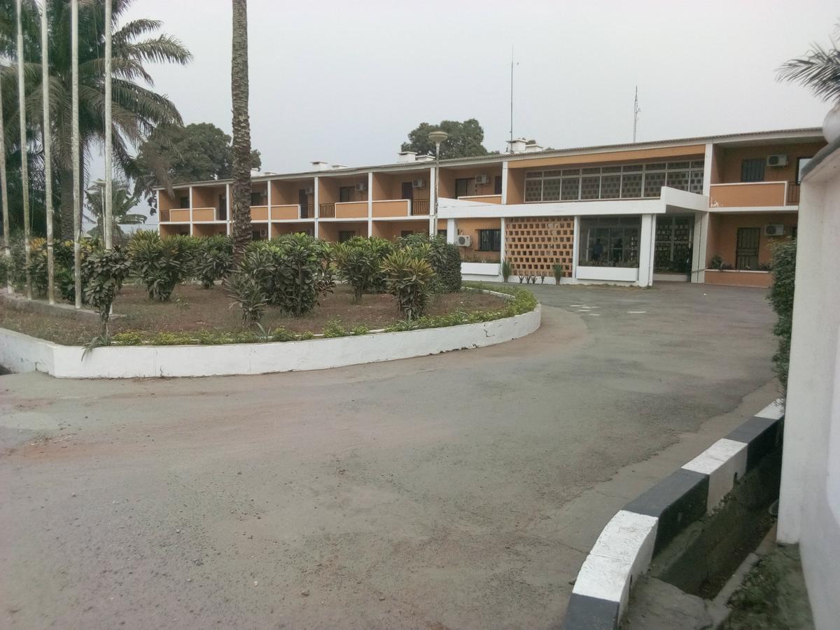 Lungi Airport Hotels Tulun Екстер'єр фото
